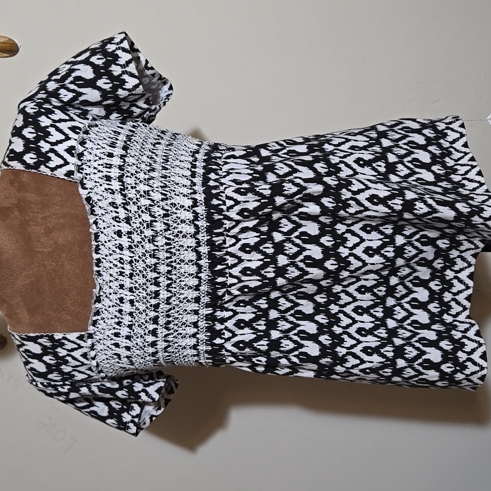 Charter Club Black and White Patterned Short Sleeve Top